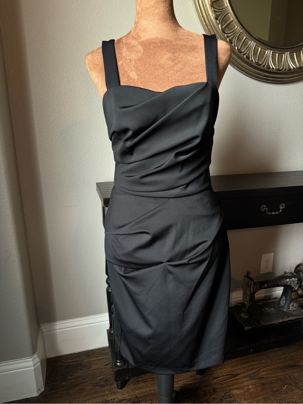 Trina Turk Peyton Scuba Ruched Sheath Midi Dress Size 4 Little Black Dress LBD